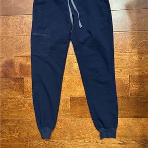 Figs jogger scrubs